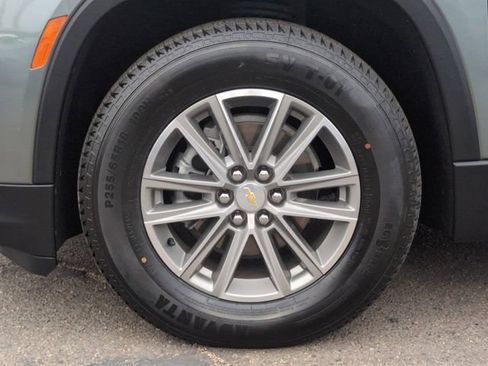 Certified 2023 Chevrolet Traverse LT FWD image 31