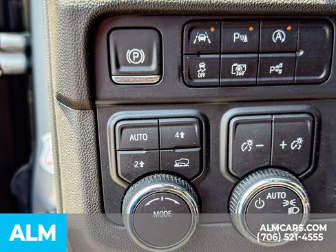 Used 2025 Chevrolet Tahoe LT AWD/4WD image 12