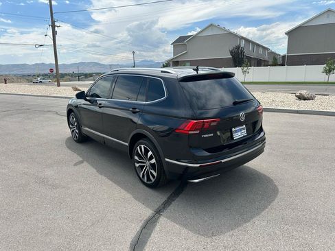Used 2019 Volkswagen Tiguan SEL Premium R-Line w/ 3rd Row Seat Package AWD/4WD image 26