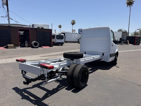 Used 2023 Mercedes-Benz Sprinter 4500 w/ Acoustic Package image 3