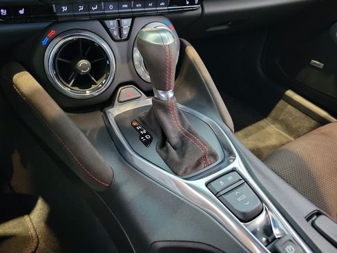 Used 2018 Chevrolet Camaro ZL1 RWD image 22