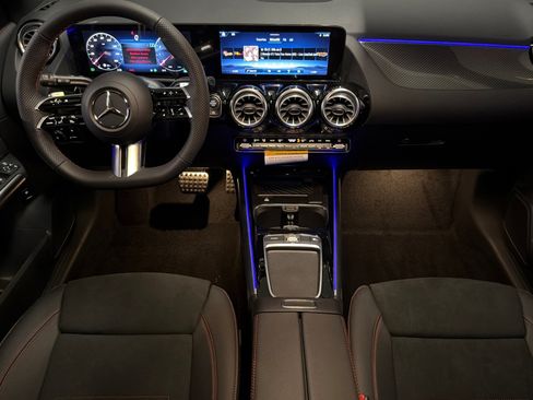 New 2026 Mercedes-Benz GLA 250 image 12