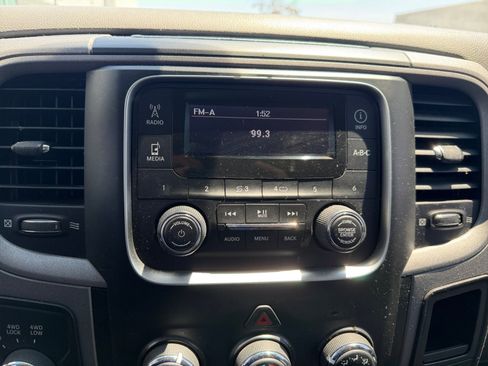 Used 2017 RAM 2500 Tradesman w/ Chrome Appearance Group AWD/4WD image 22