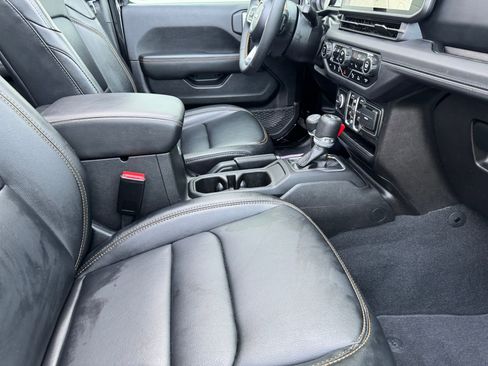 Used 2024 Jeep Wrangler Sahara w/ Technology Group image 12