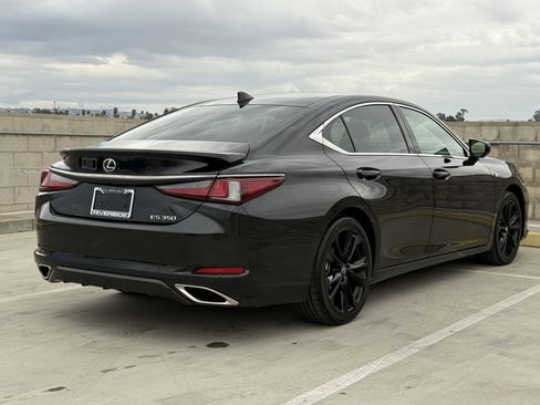 Certified 2024 Lexus ES 350 F Sport w/ Accessory Package (Z2) image 12