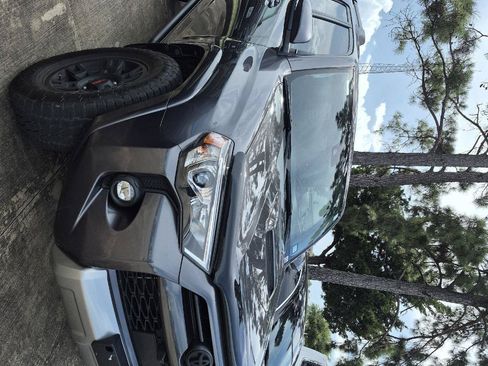 Used 2023 Toyota 4Runner TRD Off-Road Premium w/ Off Road Premium Plus Package AWD/4WD image 2