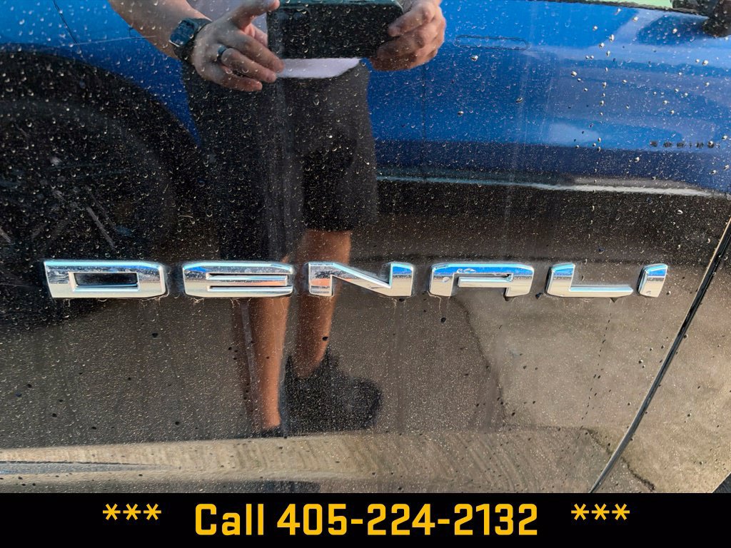 Used 2023 GMC Yukon Denali AWD/4WD image 12