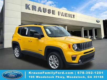 Used 2023 Jeep Renegade Latitude w/ Sun & Fun Group