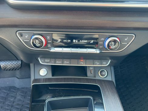 Used 2023 Audi Q5 2.0T Premium image 16