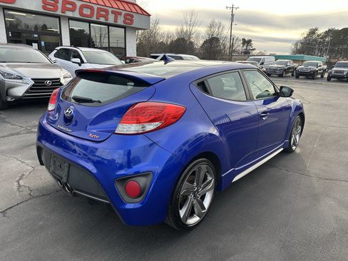 Used 2013 Hyundai Veloster Turbo image 5