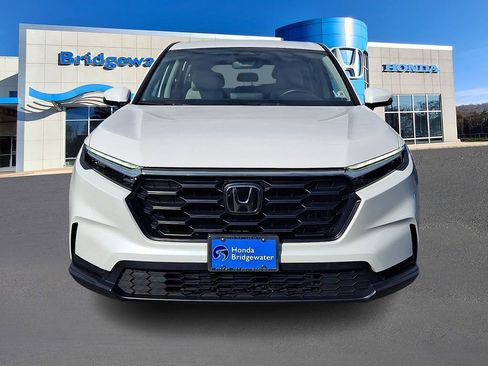 Used 2023 Honda CR-V LX image 2