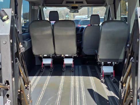 Used 2015 Ford Transit 350 XL image 10