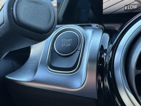 New 2025 Mercedes-Benz EQB 300 4MATIC image 24