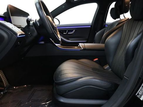Used 2022 Mercedes-Benz S 580 4MATIC Sedan w/ AMG Line Package image 93
