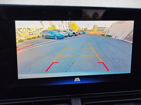 Used 2025 Chevrolet Trax LT FWD image 13