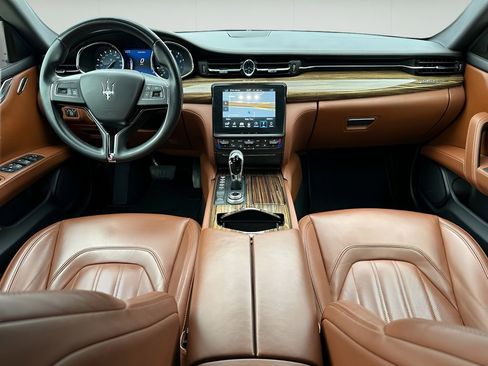 Used 2018 Maserati Quattroporte S image 16