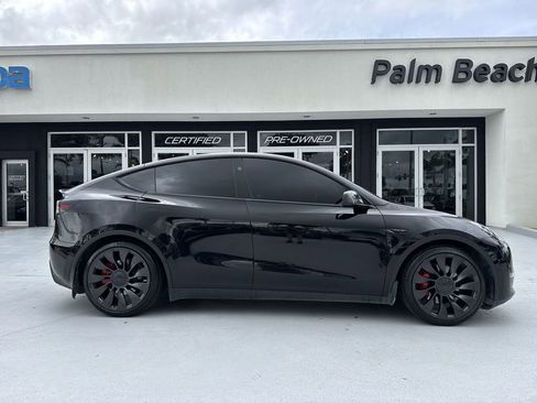 Used 2023 Tesla Model Y Performance AWD/4WD image 23
