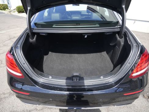 Used 2020 Mercedes-Benz E 350 4MATIC Sedan image 15