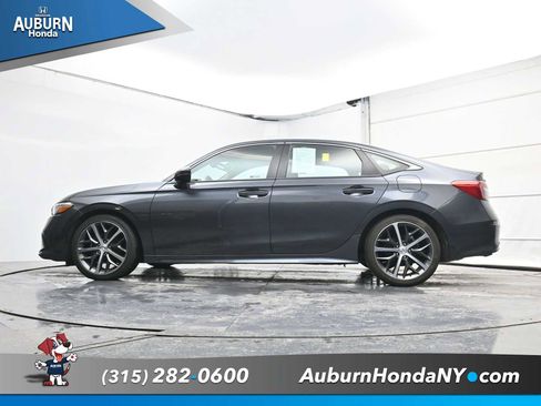 Used 2024 Honda Civic Touring image 11