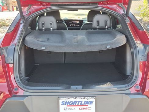 Used 2024 Buick Envista Preferred w/ Convenience I Package FWD image 31