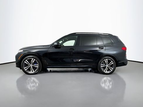 Used 2021 BMW X7 xDrive40i w/ M Sport Package AWD/4WD image 4