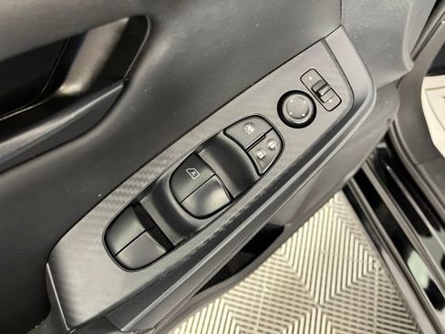 Used 2024 Nissan Sentra S FWD image 32