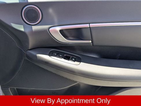 Used 2025 Hyundai Sonata SEL FWD image 32