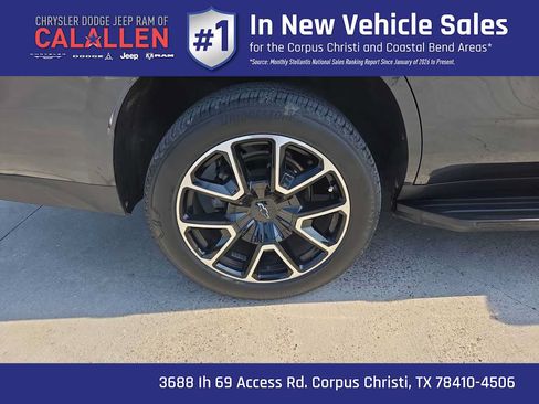 Used 2022 Chevrolet Tahoe RST w/ Luxury Package RWD image 16