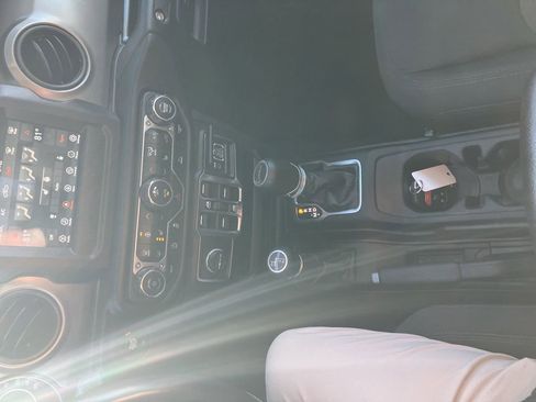 Used 2020 Jeep Gladiator Sport w/ Quick Order Package 24S image 34