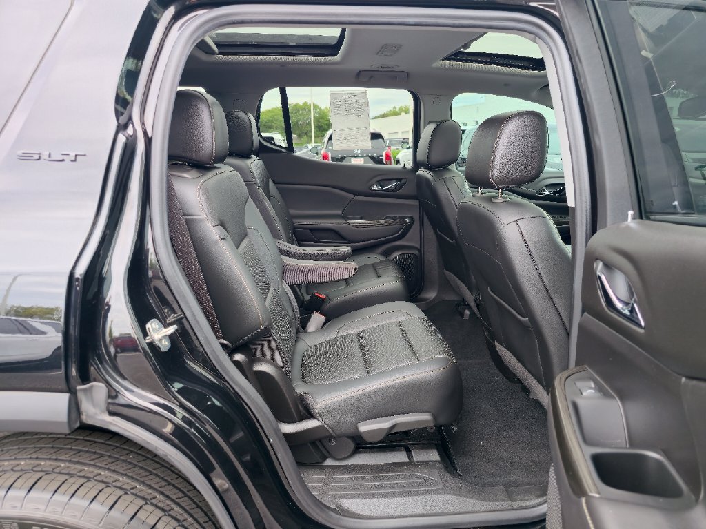 Used 2022 GMC Acadia SLT w/ Elevation Edition AWD/4WD image 29