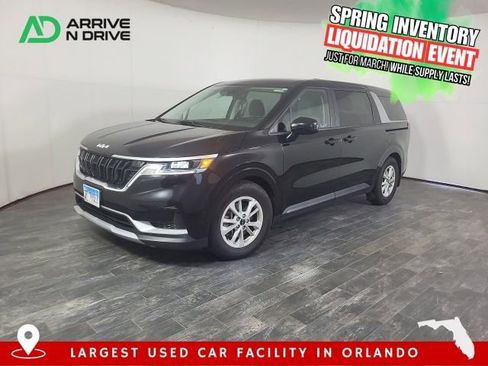 Used 2022 Kia Carnival LX image 1