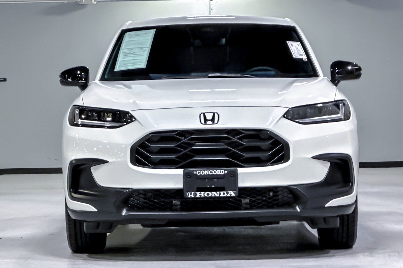 Used 2025 Honda HR-V Sport image 6