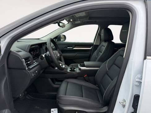 New 2026 GMC Terrain Denali w/ LPO, Floor Liner Package image 10