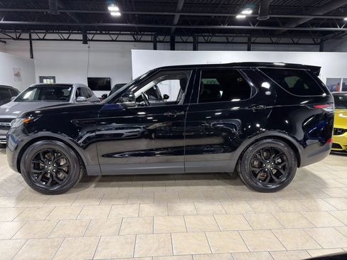 Used 2018 Land Rover Discovery SE image 31