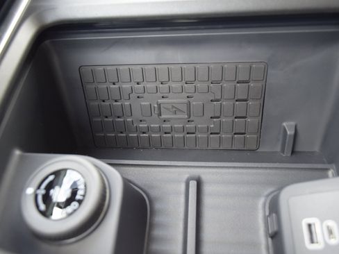 New 2025 Ford Expedition Max Active image 16