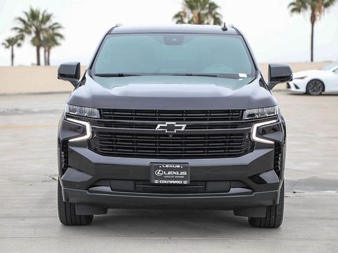 Used 2024 Chevrolet Suburban RST w/ Luxury Package AWD/4WD image 2