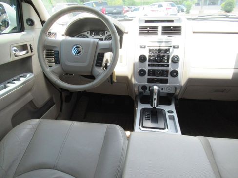 Used 2009 Mercury Mariner Premier AWD/4WD image 13