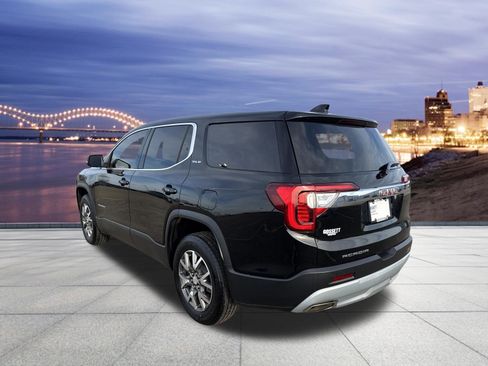 Used 2023 GMC Acadia SLE image 3