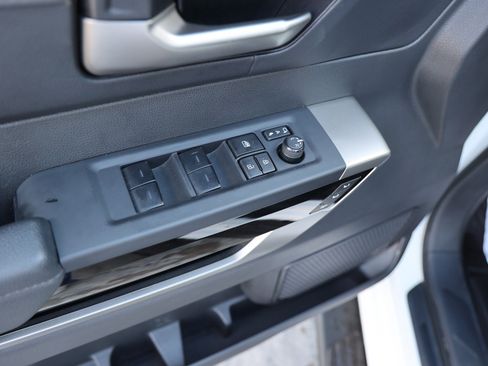 Used 2025 Toyota Tundra Limited image 36