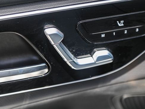 Certified 2025 Mercedes-Benz GLC 300 4MATIC image 20