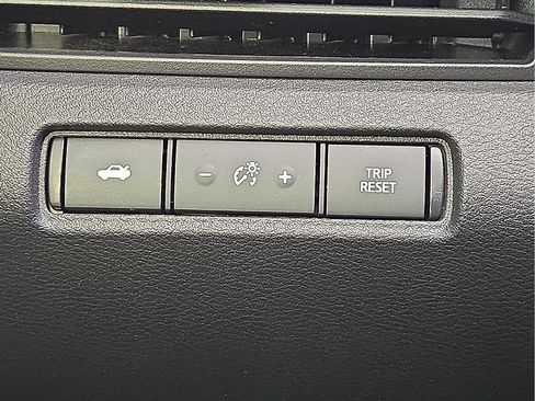 Used 2024 Nissan Altima 2.5 S image 21