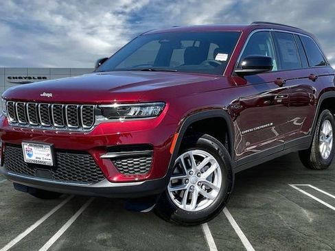 New 2026 Jeep Grand Cherokee Laredo X AWD/4WD image 1
