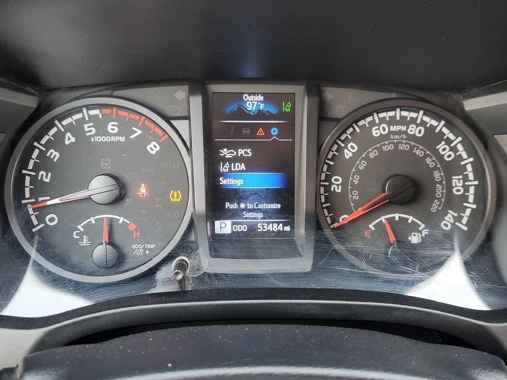 Used 2022 Toyota Tacoma SR RWD image 17