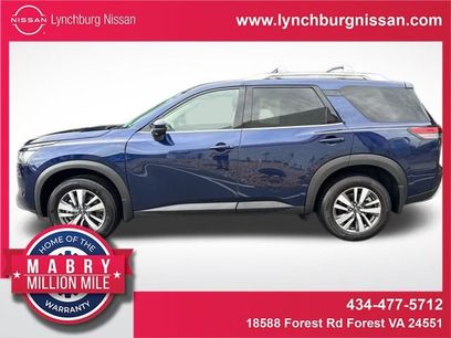 Used 2024 Nissan Pathfinder SL