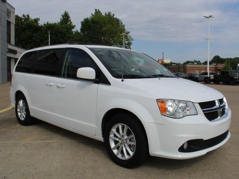 Used 2019 Dodge Grand Caravan SXT FWD image 9