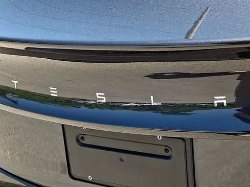 Used 2025 Tesla Model 3 Long Range image 33