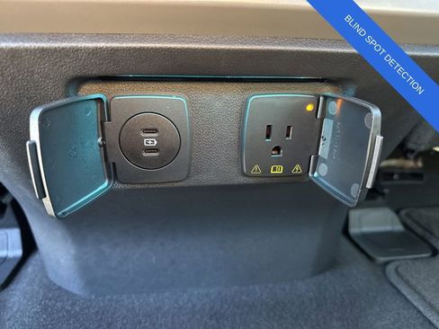 Used 2024 Ford F150 Lariat w/ Tow/Haul Package image 18