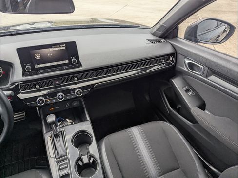 Used 2023 Honda Civic Sport image 24