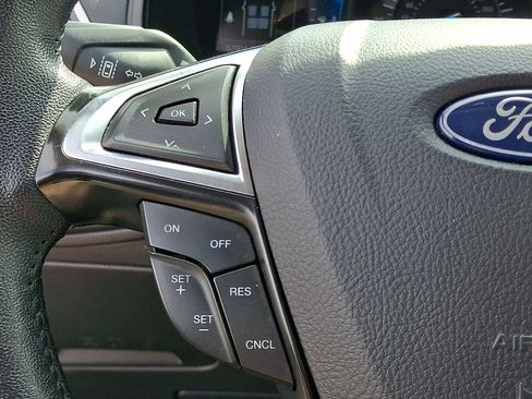 Used 2024 Ford Edge SEL AWD/4WD image 24