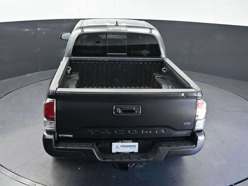 Used 2023 Toyota Tacoma TRD Off-Road w/ Technology Package AWD/4WD image 25